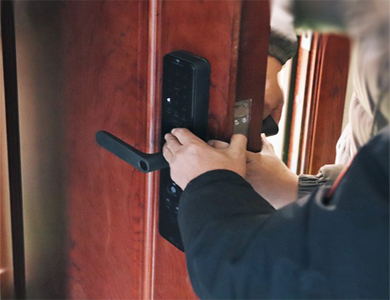 内乡24小时上门开锁公司